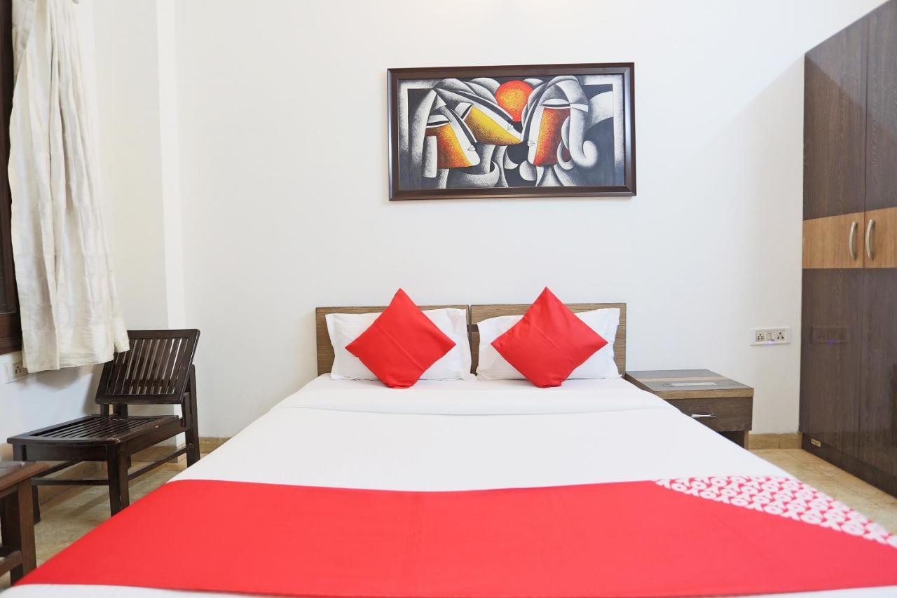 Oyo 72519 Meera Bhawan Hotel Vrindavan Luaran gambar